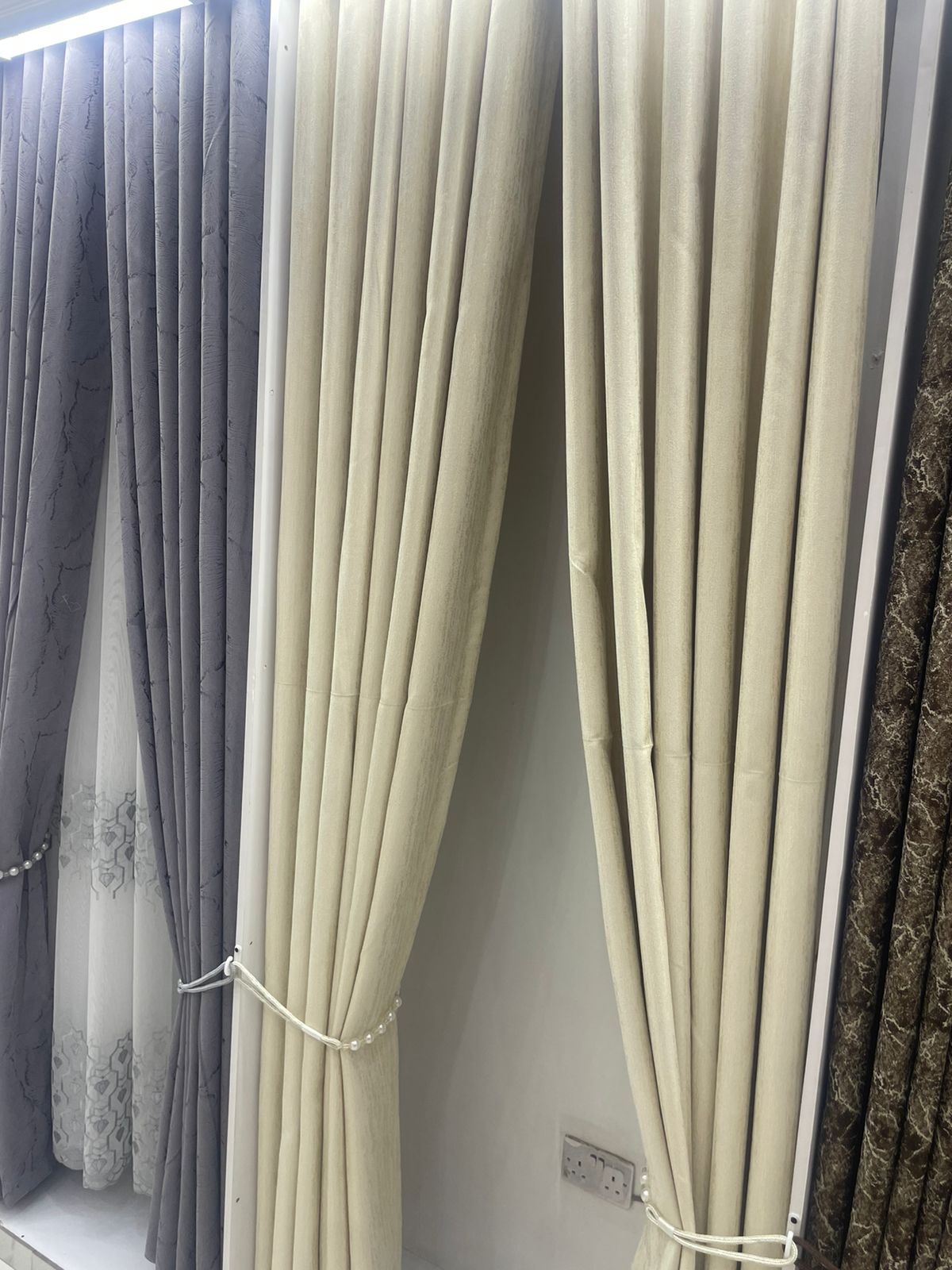 Nadifa curtains and carpets